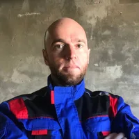 BOMBA GARAGE