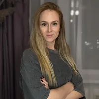 Лена Красных